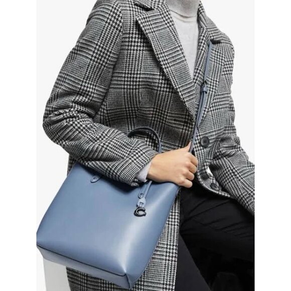 Coach Central Shopper Leather Tote - Picture 2 of 7